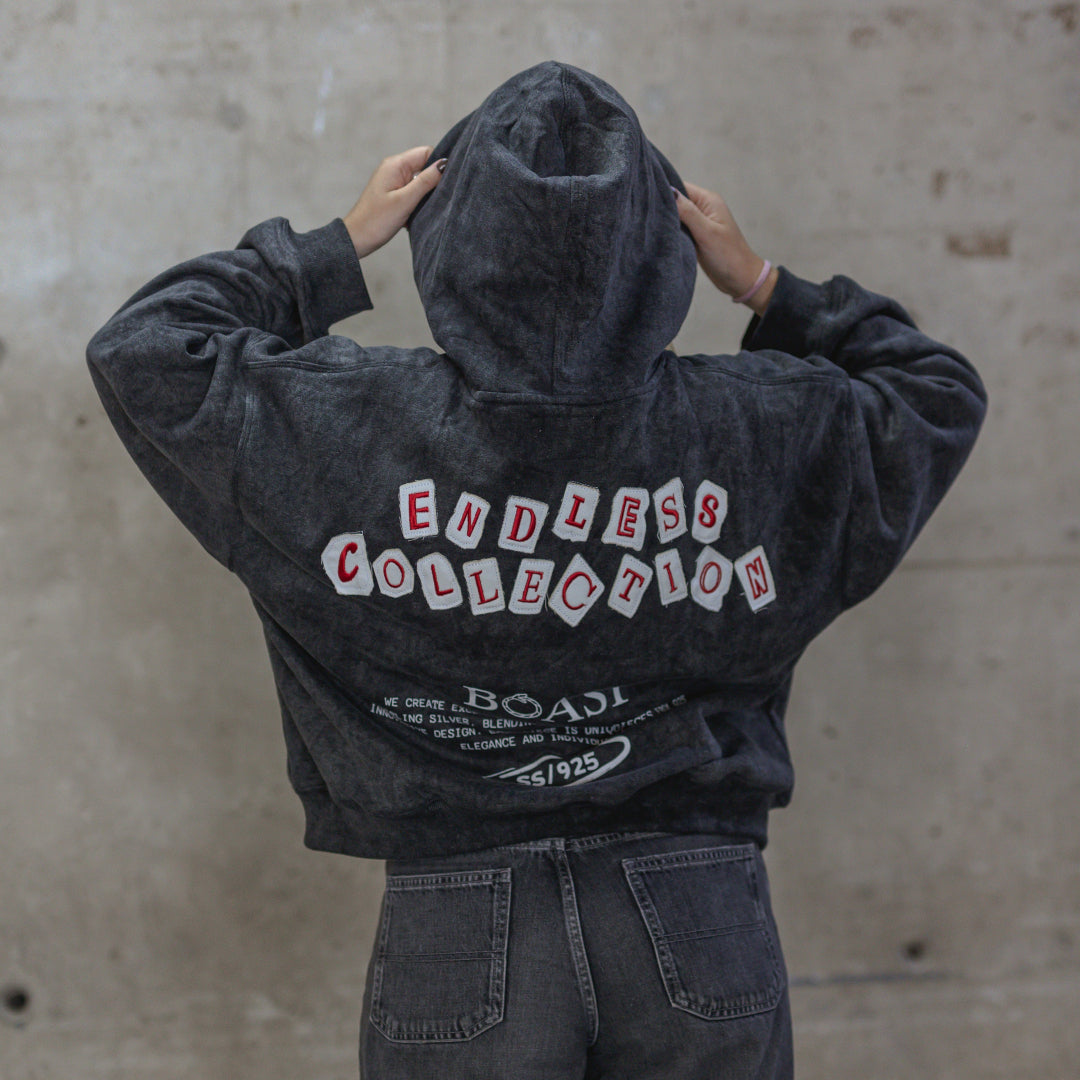Endless Hoodie BOASI, detalle del bordado